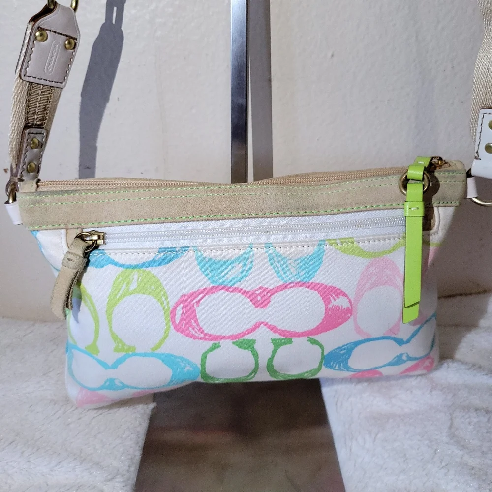 Coach Hampton Scribble Multi Purse - Picture 4 of 12